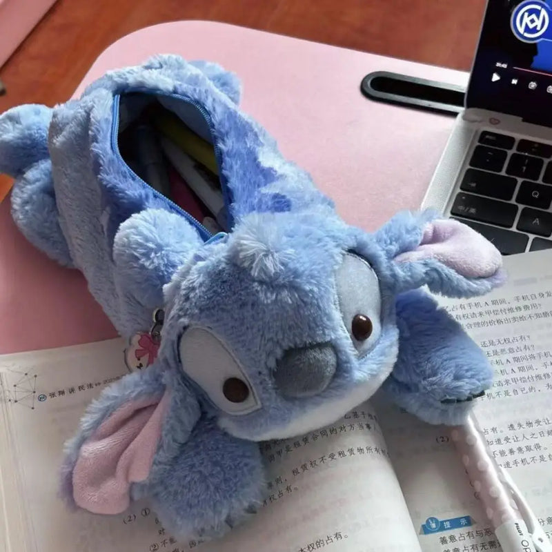 Estojo de pelúcia Stitch